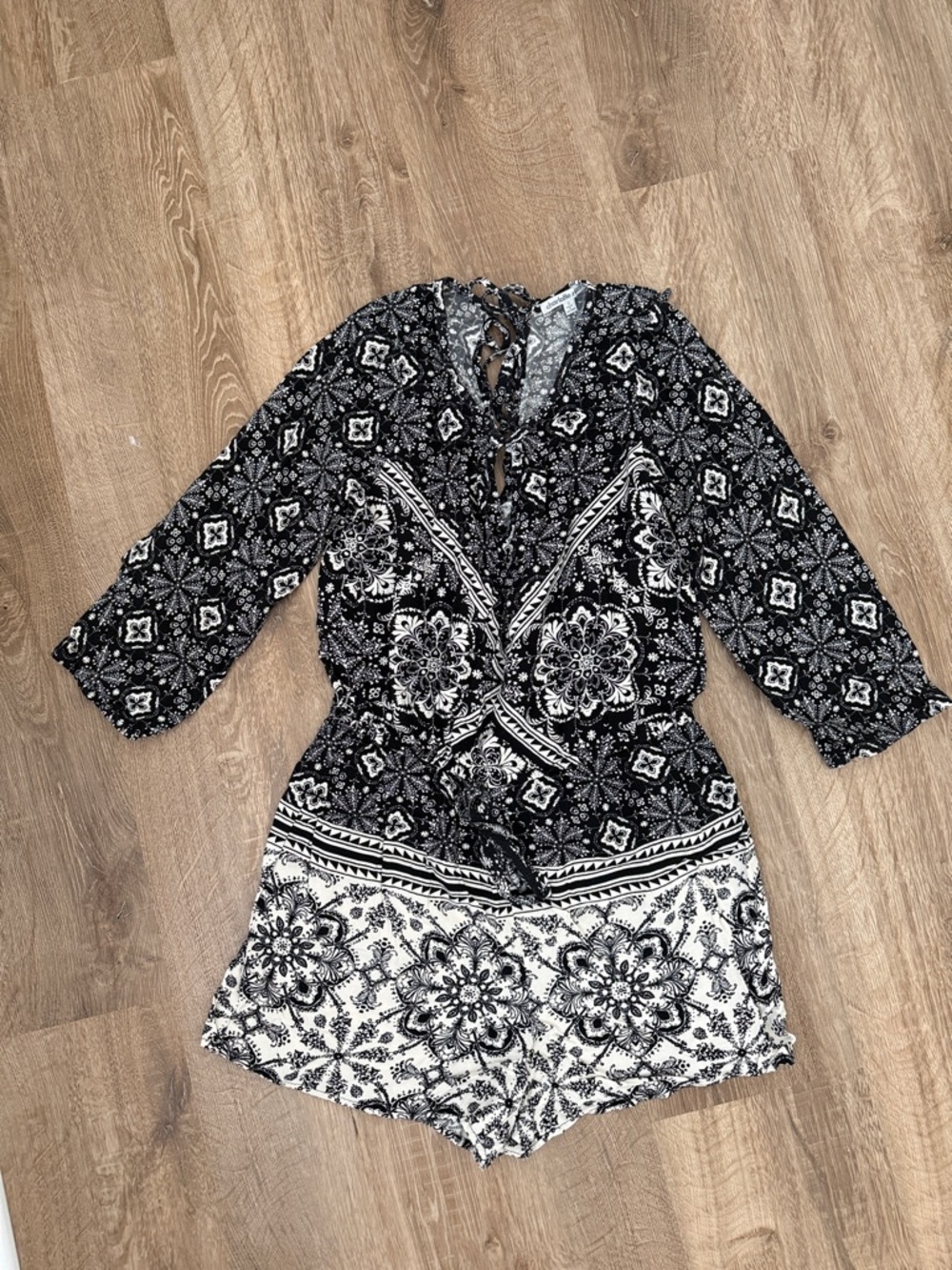 Charlotte Russe Black & White Floral Paisley Romper